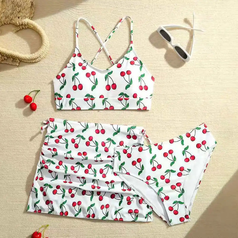 Effortlessly Elegant Bikini with a Timeless Design