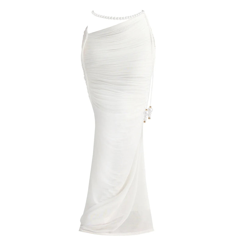 Effortlessly Elegant Bathing Suit with a Timeless Design