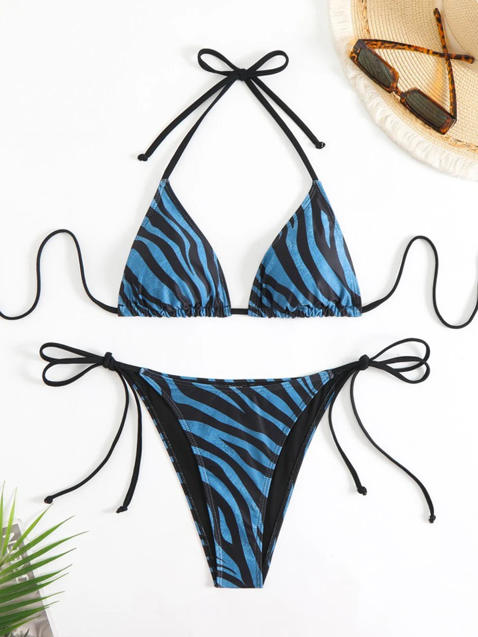 Casually Elegant Bikini with a Refined Edge