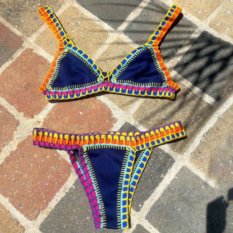 Effortlessly Elegant Bikini with a Timeless Design