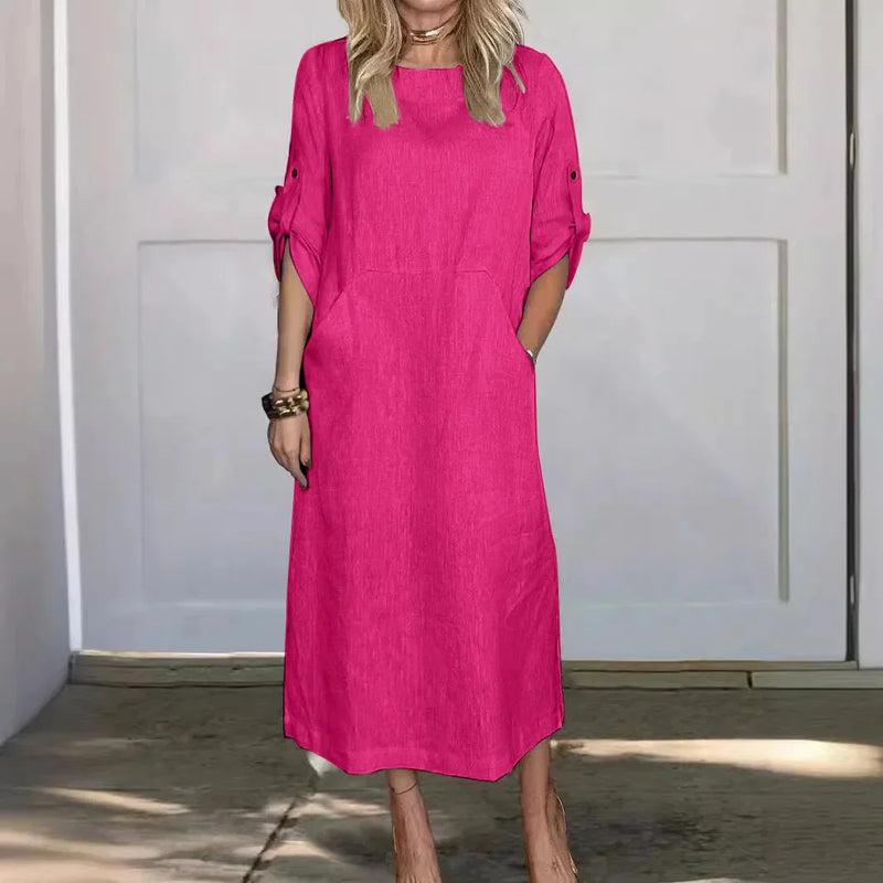 Effortlessly Elegant Dress with a Timeless Design
