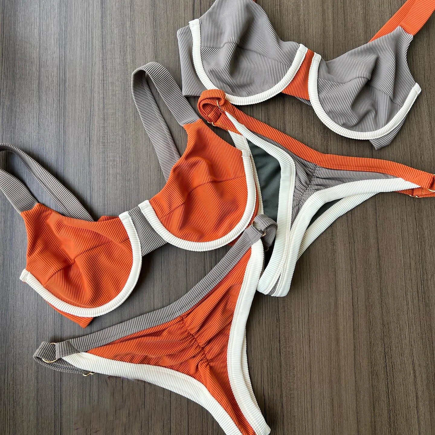 Effortlessly Elegant Bikini with a Timeless Design