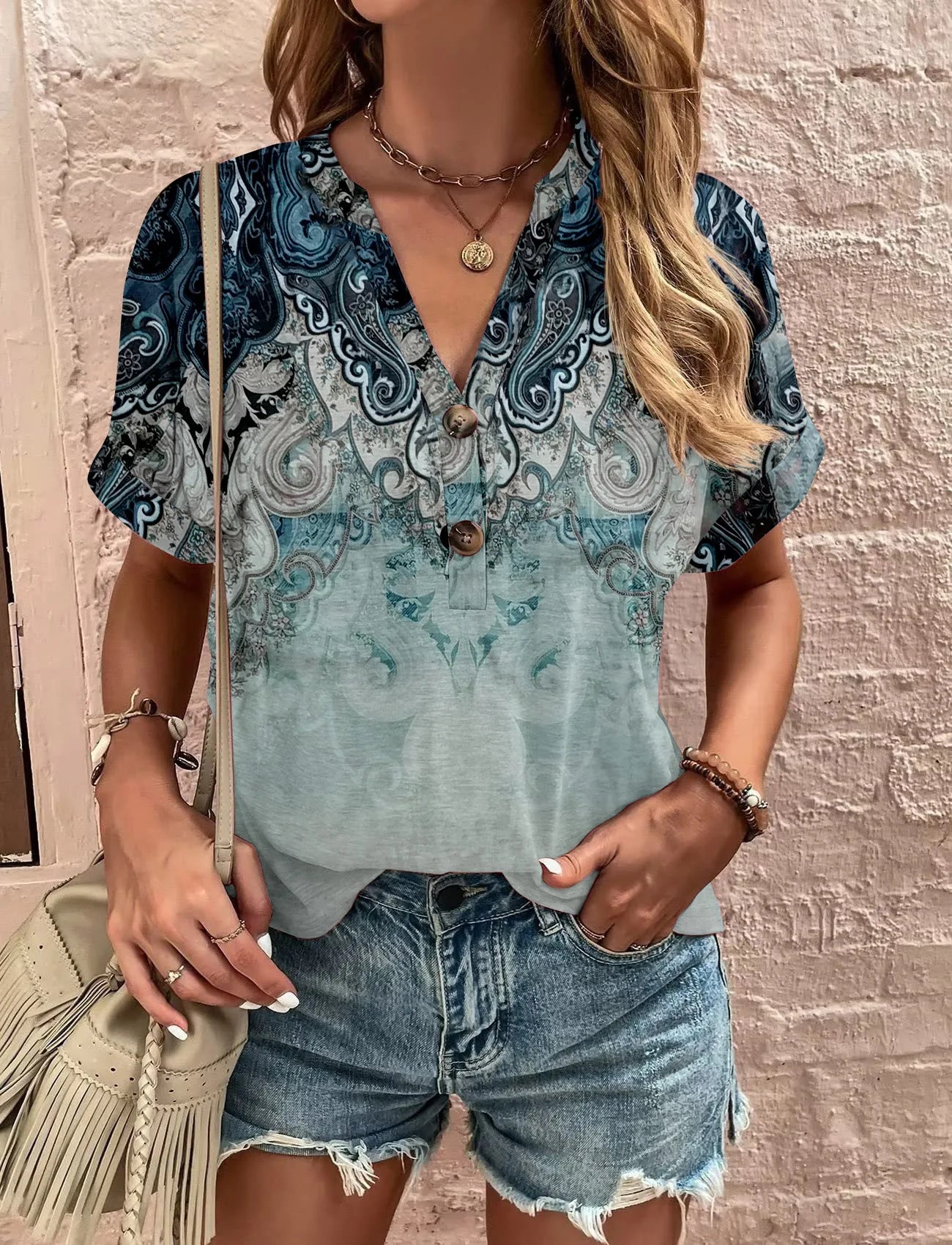 Fris en vrouwelijk Overhemd