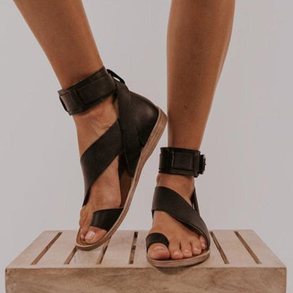 LD | sandalen met kruisbandje en teenring