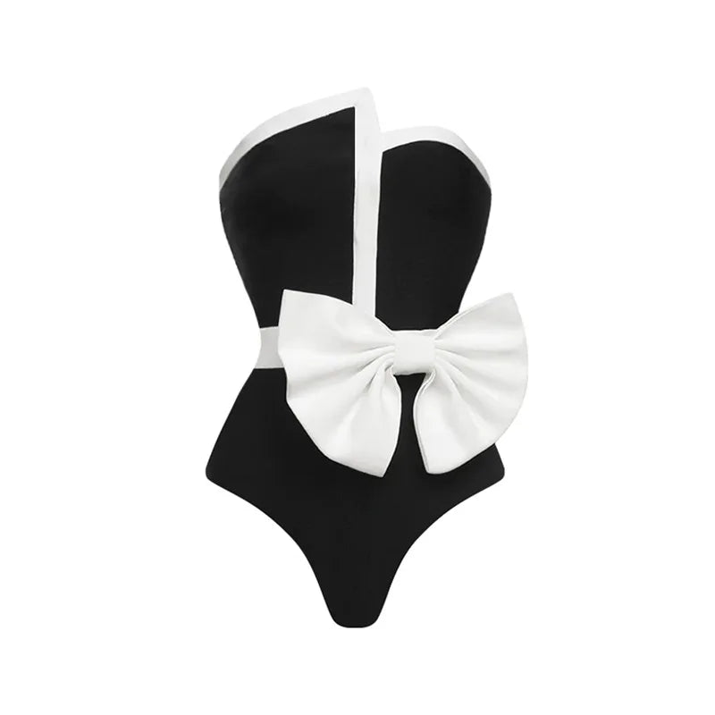 Finely Styled Swimsuit with a Classic Vintage Look