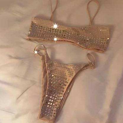 Classic Vintage Bathing Suit with a Flattering Fit