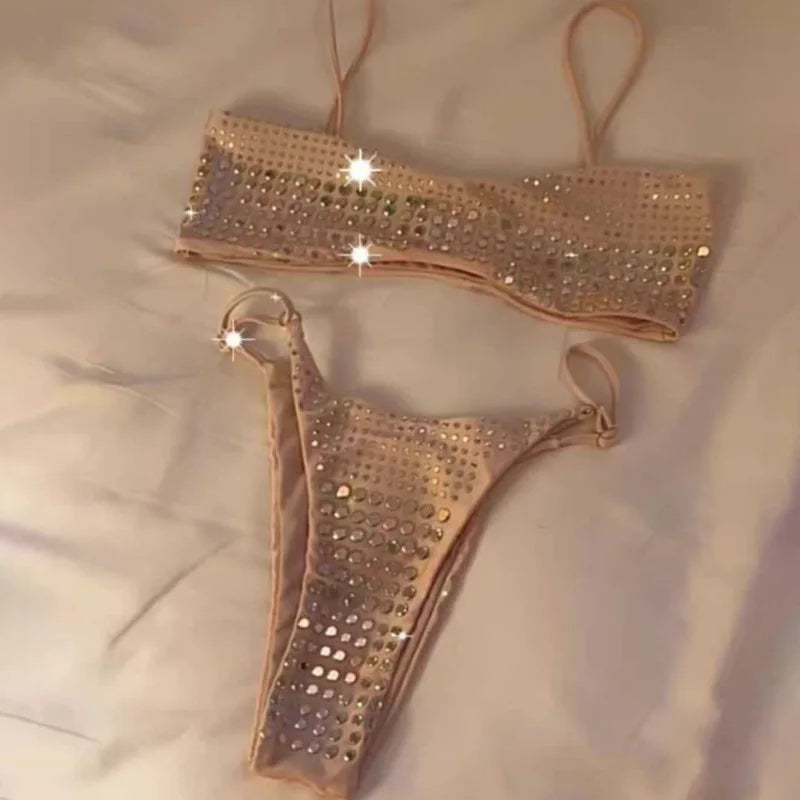 Classic Vintage Bathing Suit with a Flattering Fit