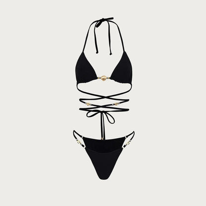 Effortlessly Elegant Bikini with a Timeless Design