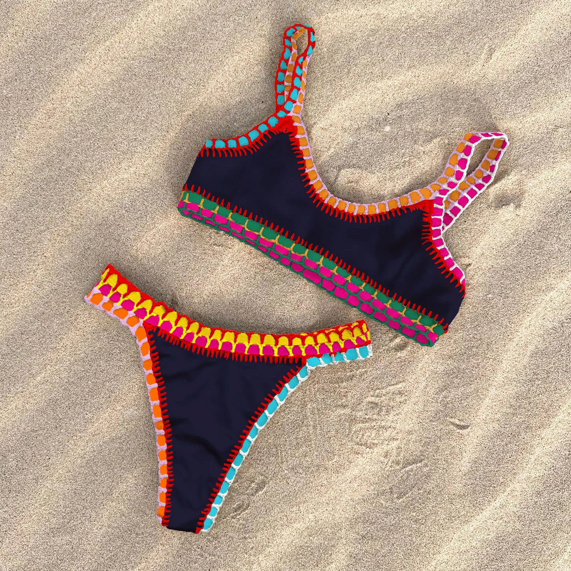 Effortlessly Elegant Bikini with a Timeless Design
