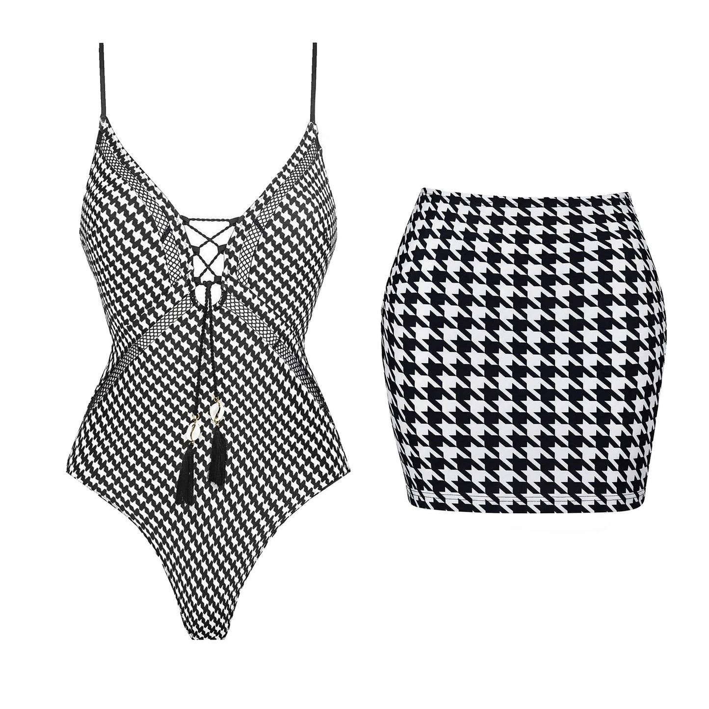 Effortlessly Elegant Bathing Suit with a Timeless Design