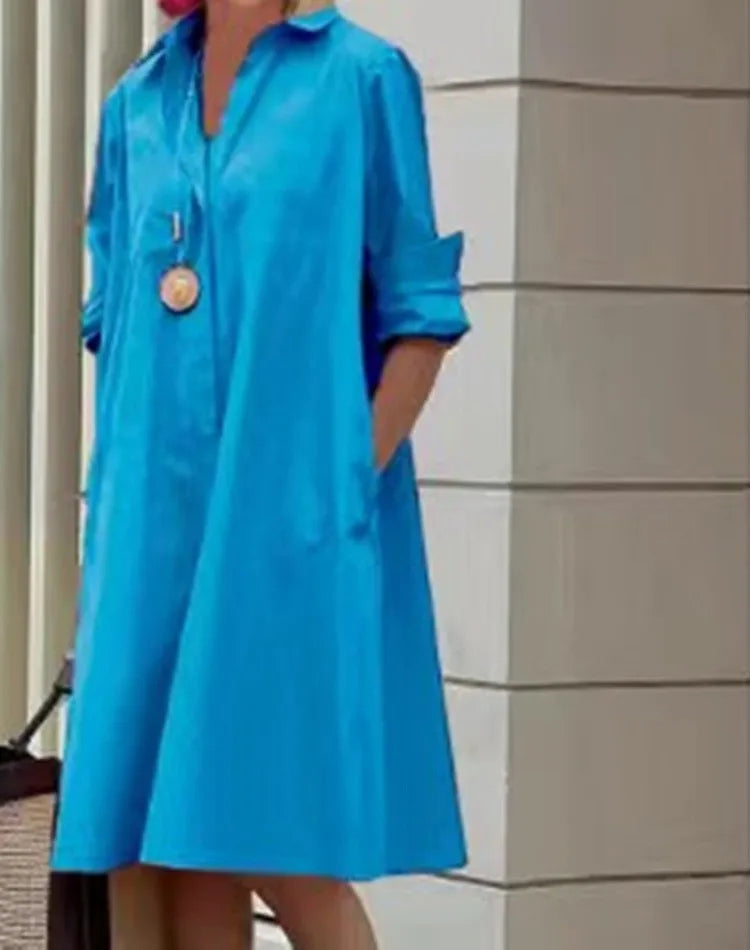 Classic Vintage Dress with a Flattering Fit