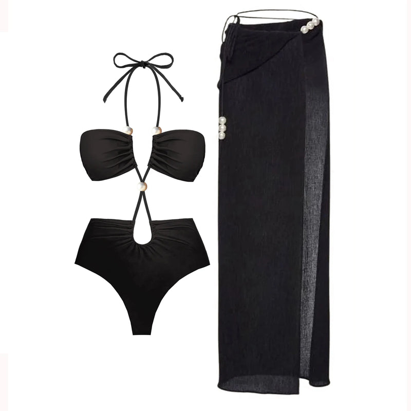 Effortlessly Elegant Bikini with a Timeless Design