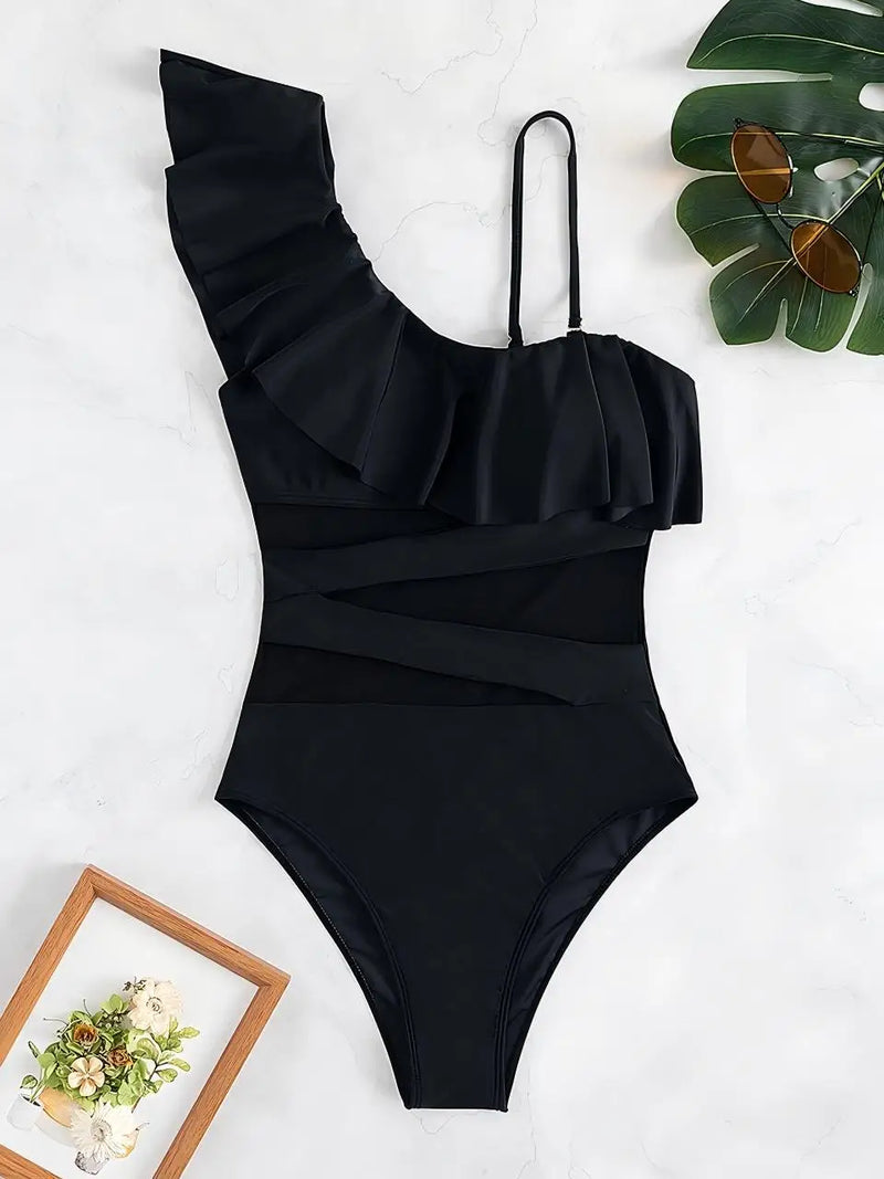 Finely Styled Monokini with a Classic Vintage Look
