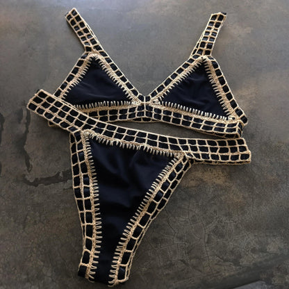 Effortlessly Elegant Bikini with a Timeless Design