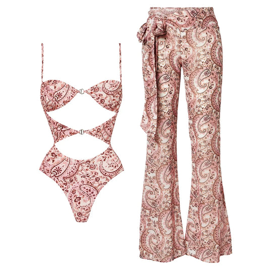 Effortlessly Elegant Bikini with a Timeless Design