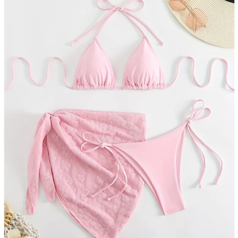 Casually Elegant Bathing Suit with a Refined Edge