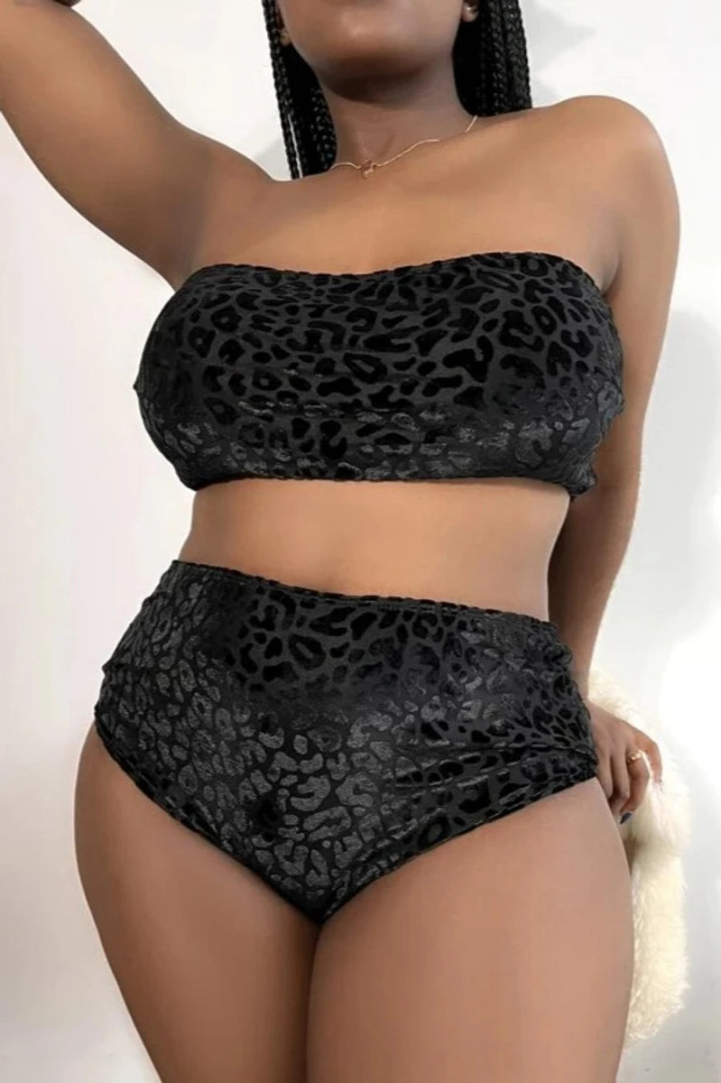 Classic Vintage Bikini with a Flattering Fit