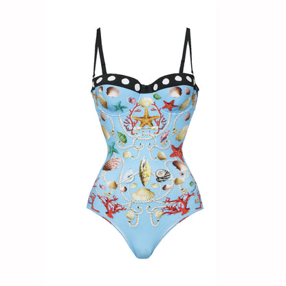 Beautifully Finished Bikini in a Timeless Design