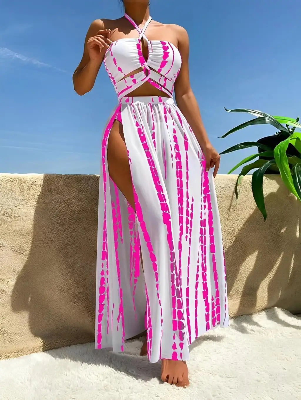 Effortlessly Elegant Bikini with a Timeless Design