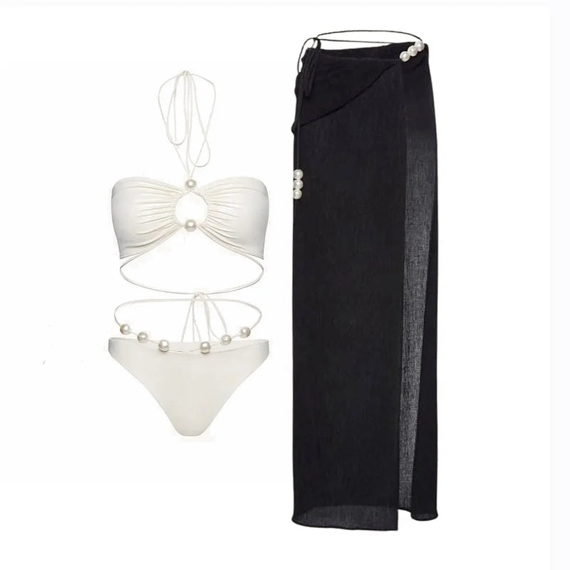 Effortlessly Elegant Bikini with a Timeless Design