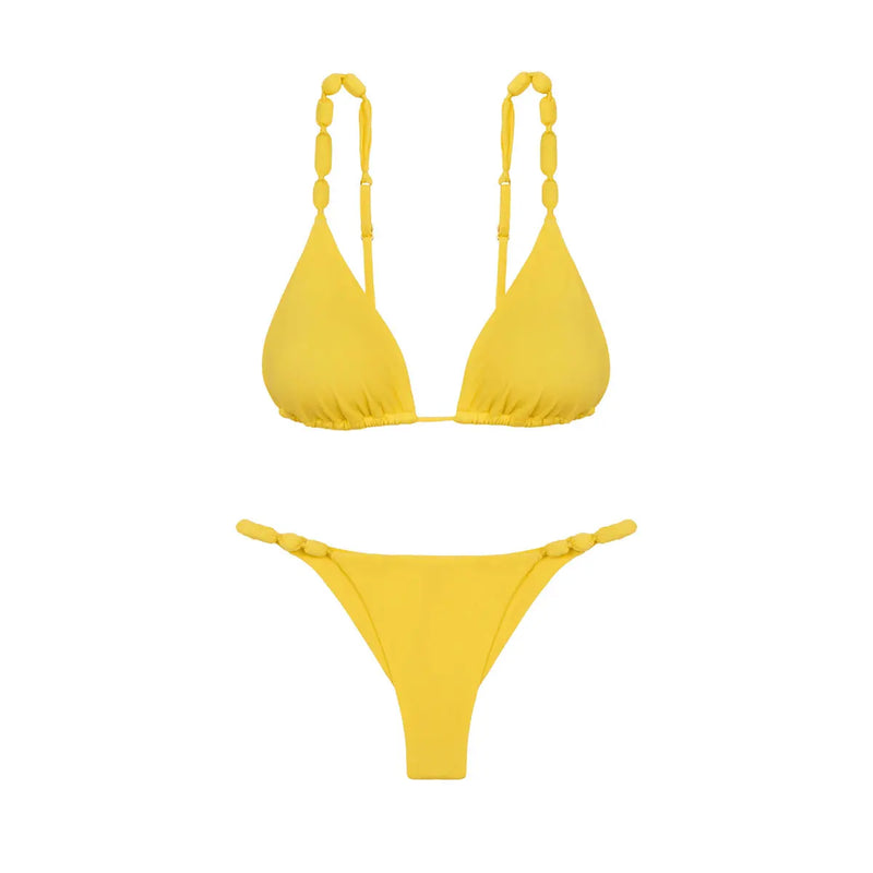Effortlessly Elegant Bikini with a Timeless Design