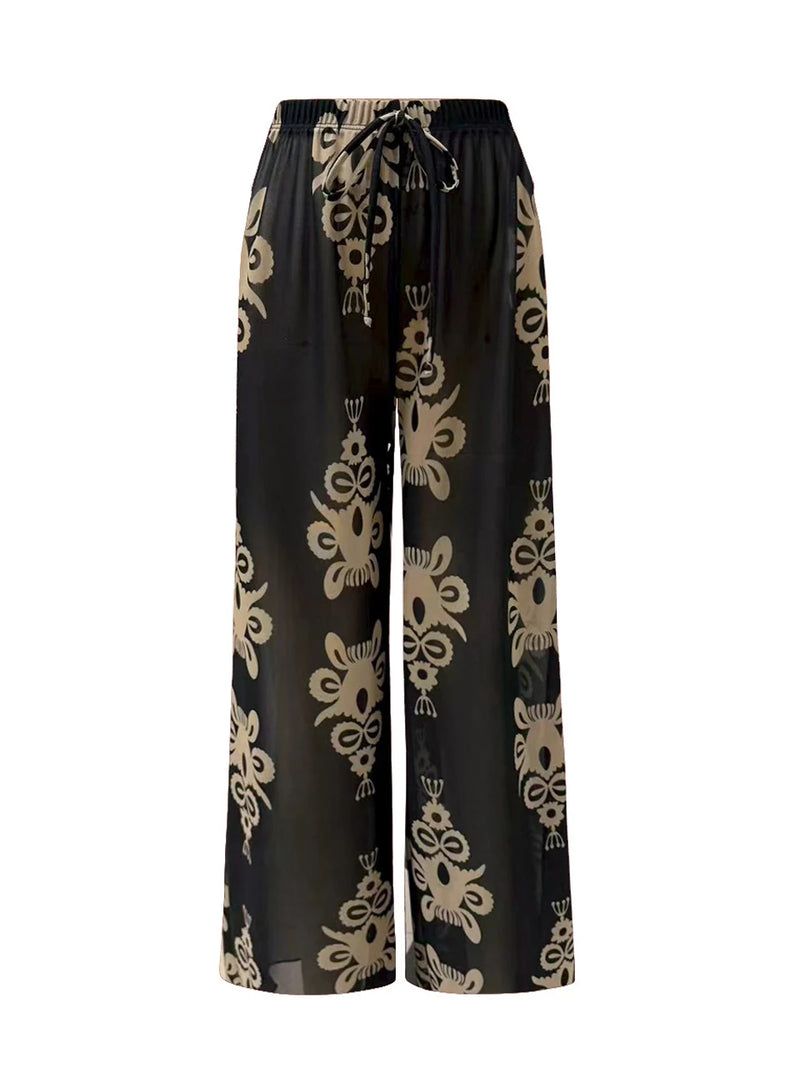 Effortlessly Elegant Pants with a Timeless Design