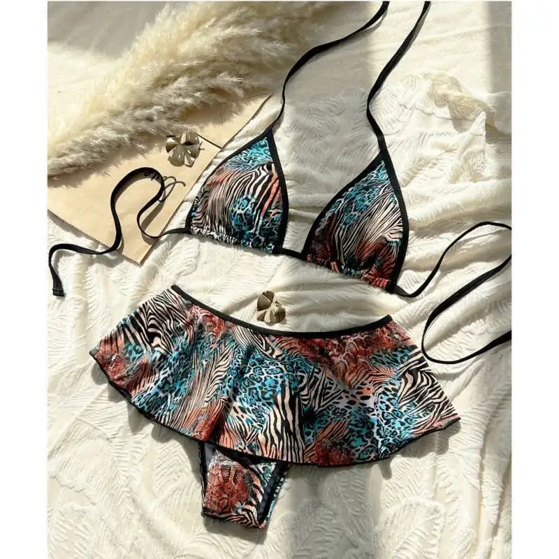Subtly Elegant Bathing Suit with a Refined Vintage Look