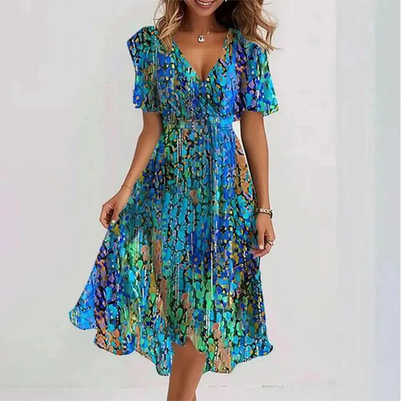Subtly Elegant Dress with a Refined Vintage Look
