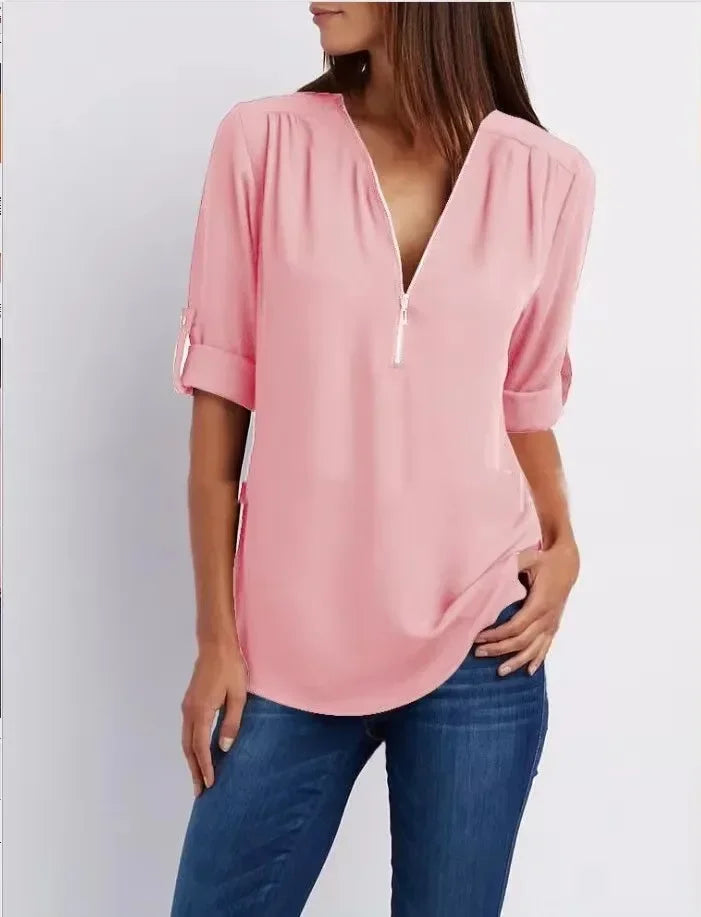 Casually Elegant Shirt with a Refined Edge