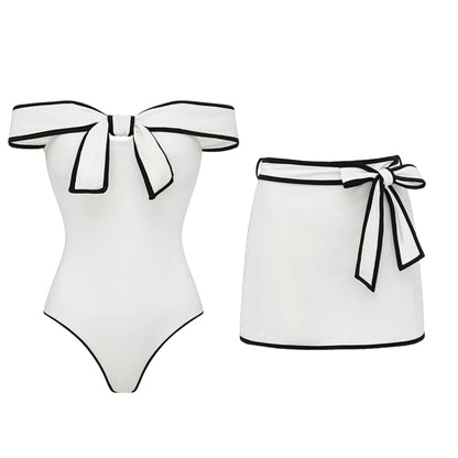 Effortlessly Elegant Bikini with a Timeless Design