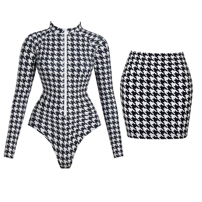 Effortlessly Elegant Bathing Suit with a Timeless Design