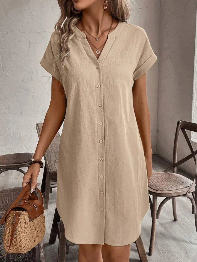 Well Tailored Dress with a Graceful Silhouette
