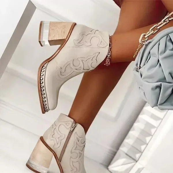 Graceful Orthopedic Boots for Modern Look