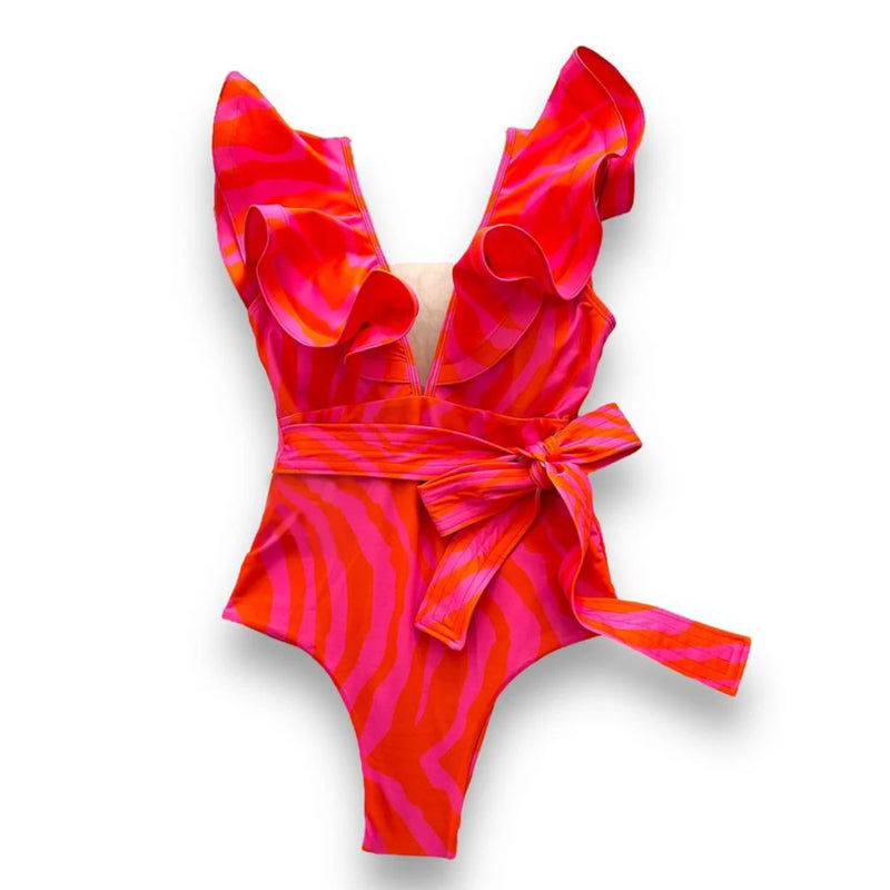 Effortlessly Elegant Monokini with a Timeless Design