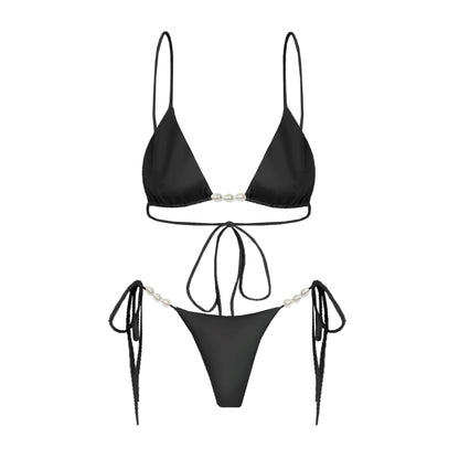Effortlessly Elegant Bikini with a Timeless Design