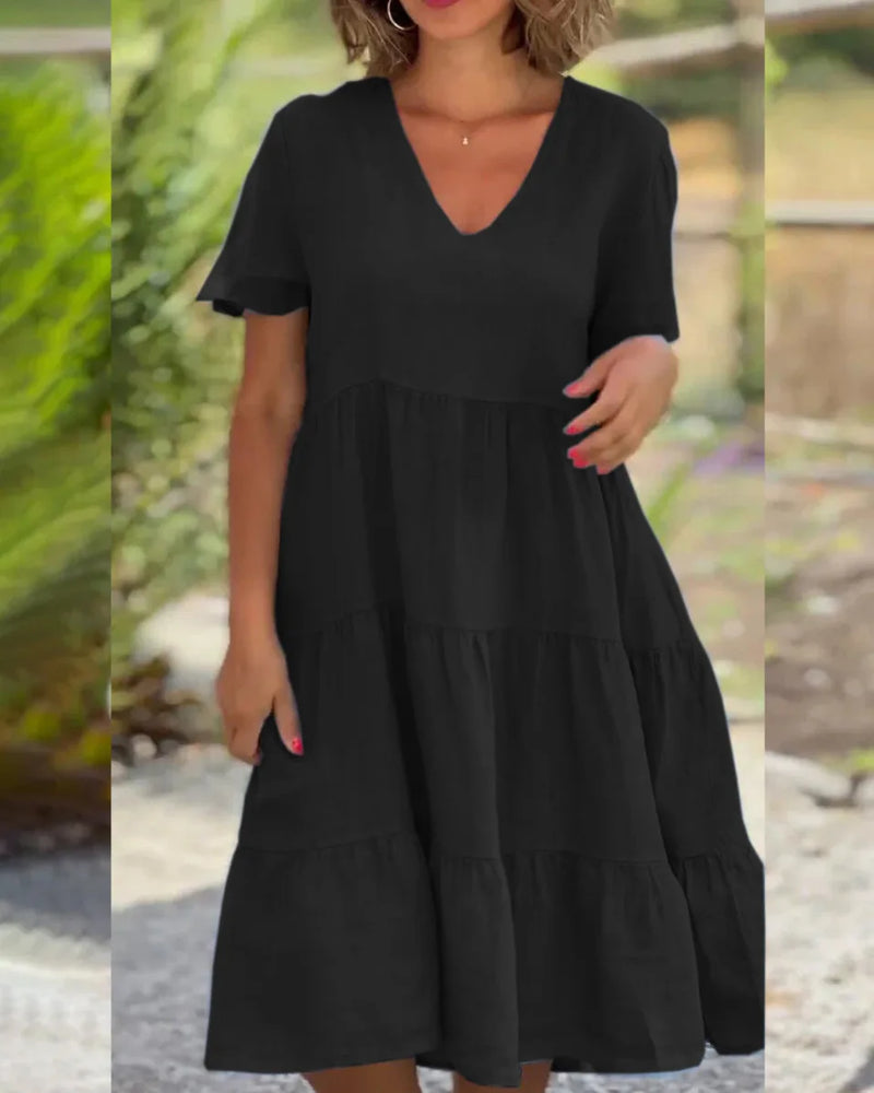 Sophisticated Dress with a Clean Classic Look