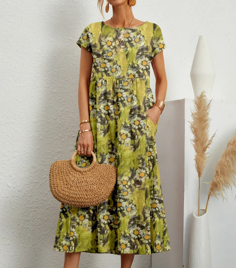 Gracefully Styled Dress for Any Occasion