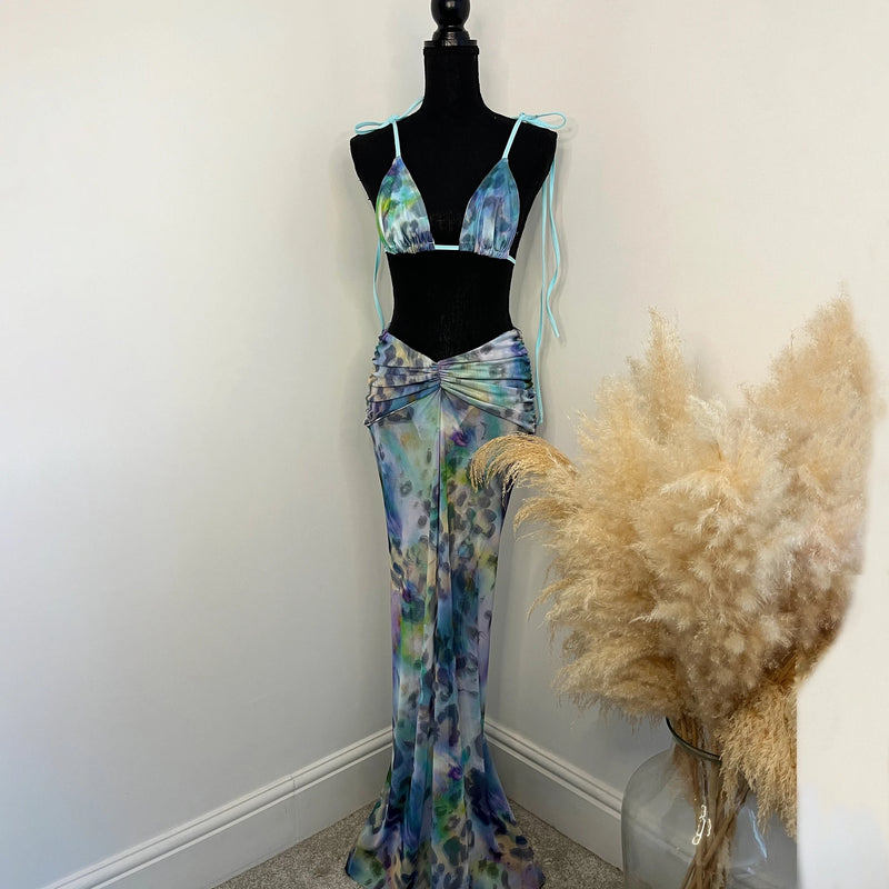 Classic Vintage Bikini with a Flattering Fit
