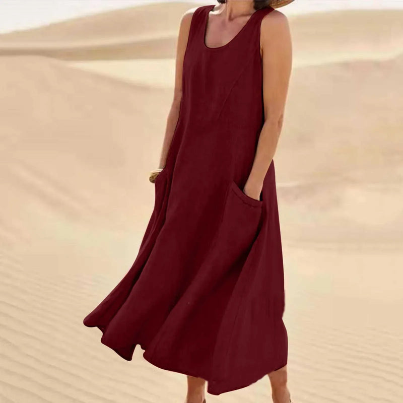 Classic Vintage Dress with a Flattering Fit