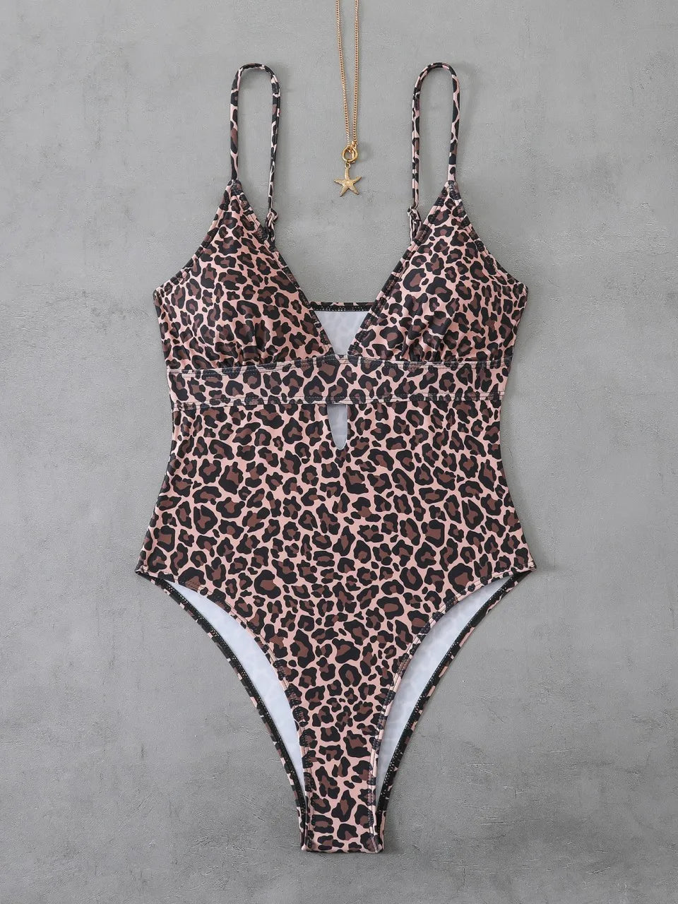 Effortlessly Elegant Monokini with a Timeless Design