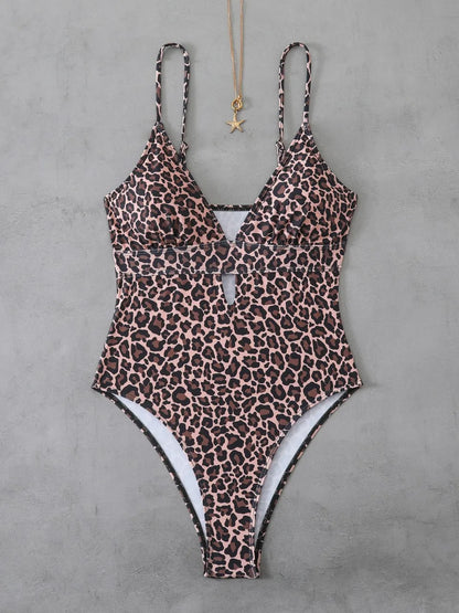 Effortlessly Elegant Monokini with a Timeless Design