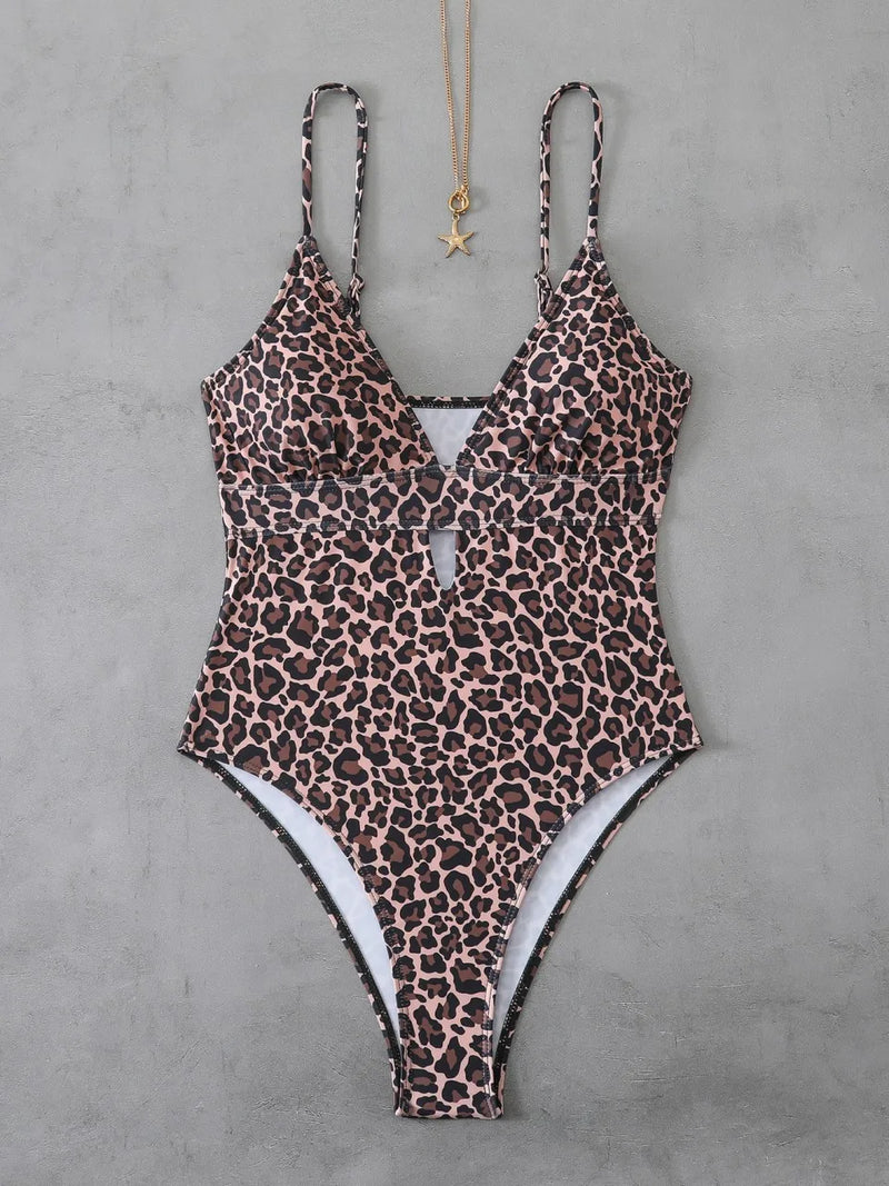 Effortlessly Elegant Monokini with a Timeless Design