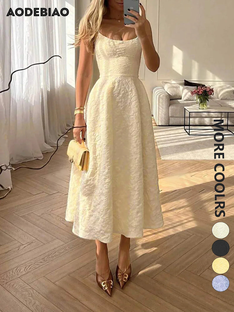 Classic Vintage & Enduringly Stylish Dress