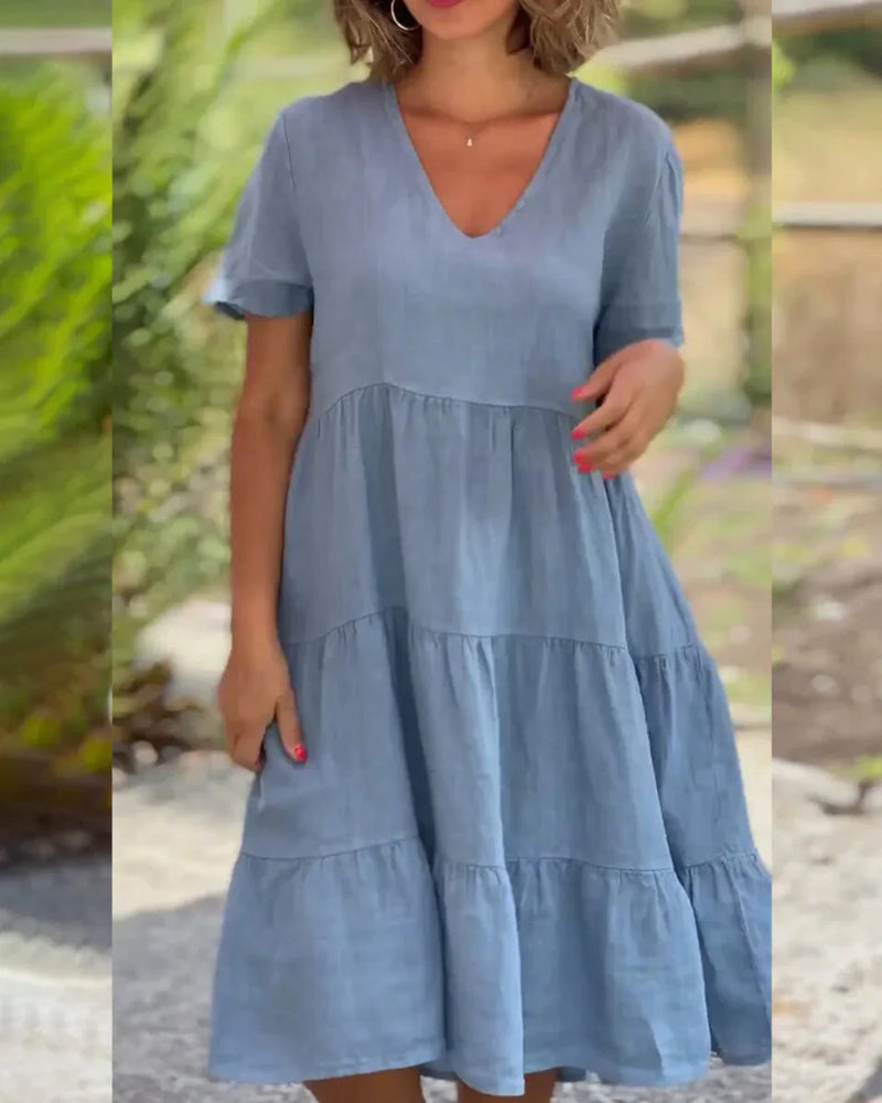 Sophisticated Dress with a Clean Classic Look