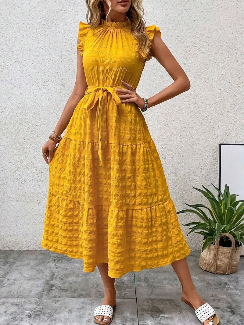 Effortlessly Elegant Dress with a Timeless Design