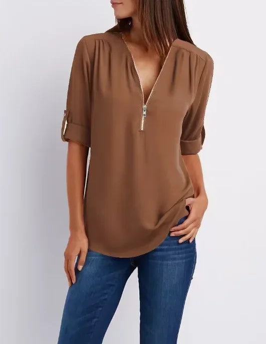 Casually Elegant Shirt with a Refined Edge