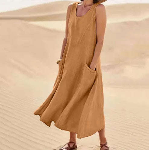 Classic Vintage Dress with a Flattering Fit