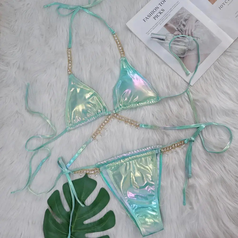 Effortlessly Elegant Bathing Suit with a Timeless Design