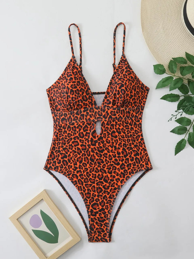 Effortlessly Elegant Monokini with a Timeless Design