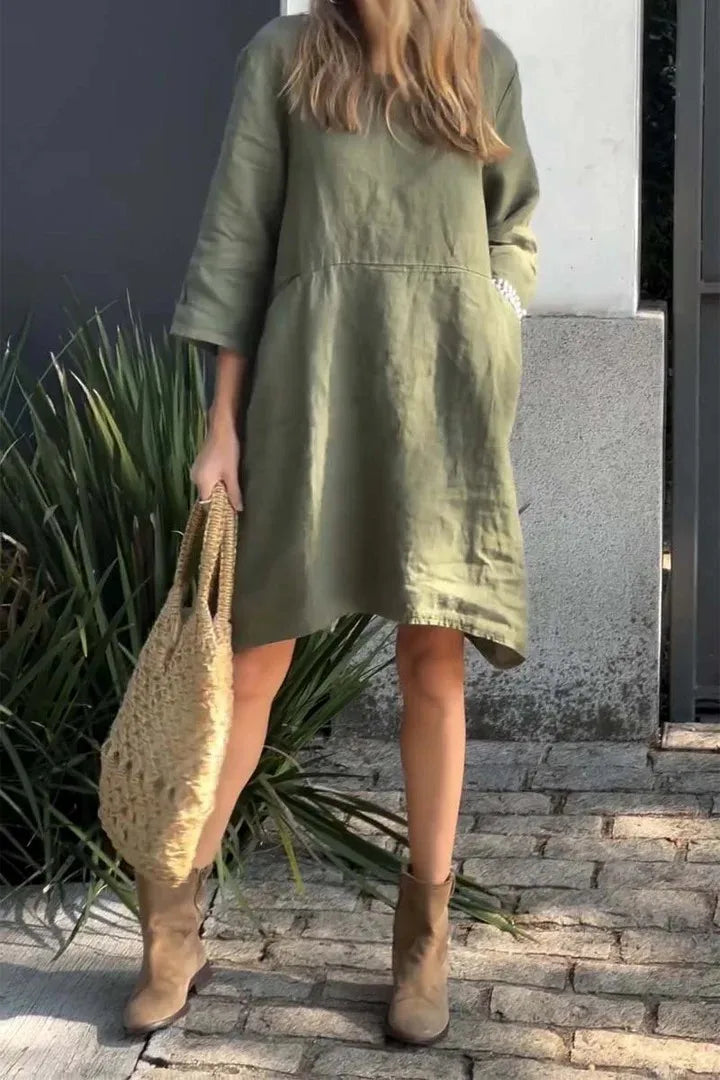 Gracefully Styled Dress for Any Occasion
